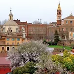 Ych-Bright Penthouse Near Colosseum